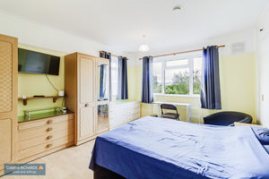 Bedroom- click for photo gallery